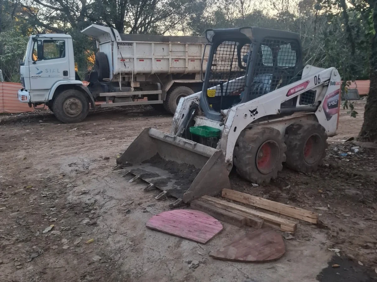 Locação de Caminhão Caçamba em Curitiba